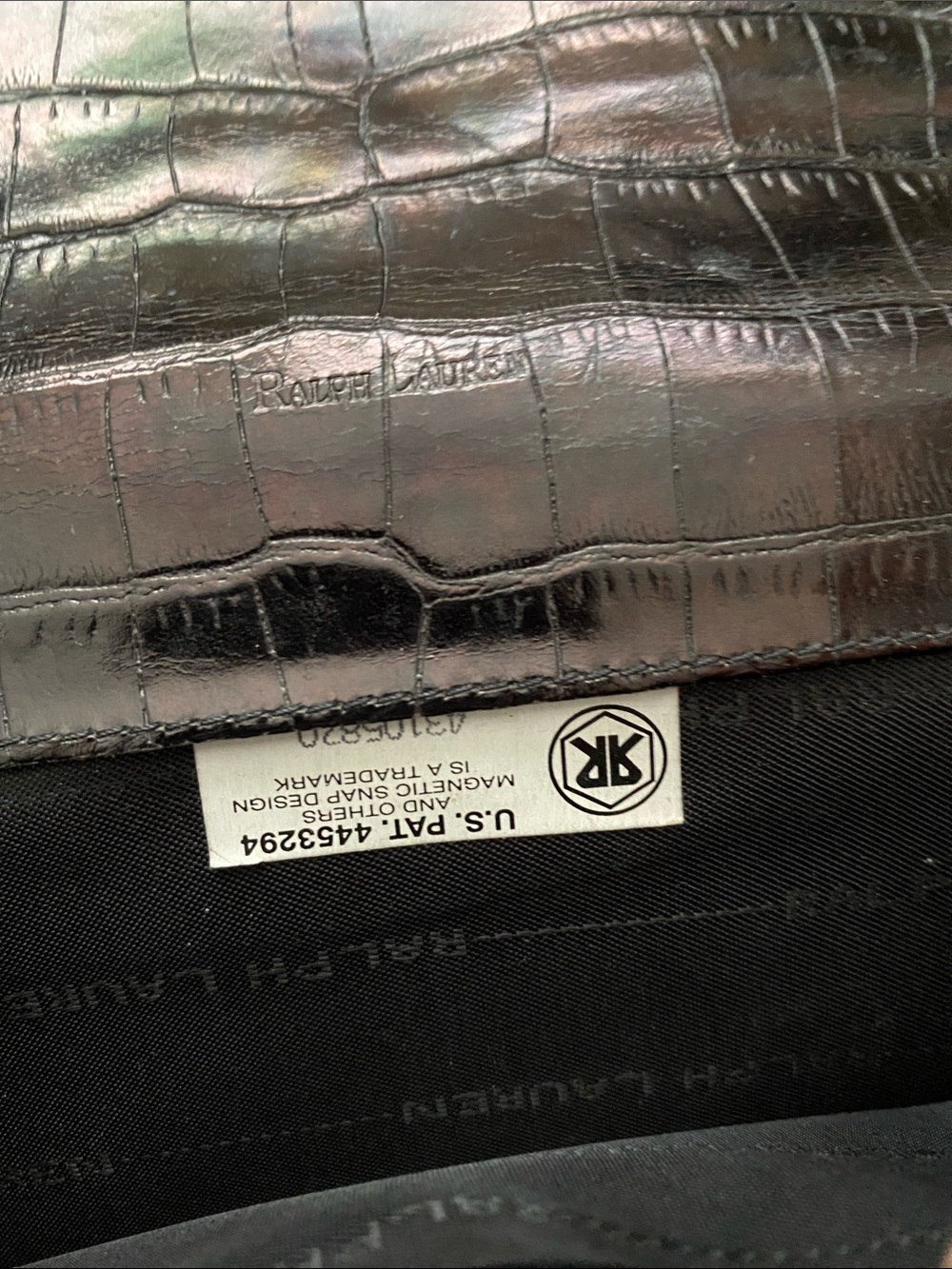 Vintage Ralph Lauren Alligator Embossed Wallet with Sterling Silver Detail. - Picture 7 of 13